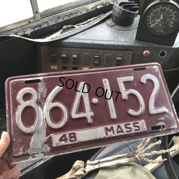 画像1: 40s Vintage American License Number Plate / 1948 MASS 864-152 (B899)