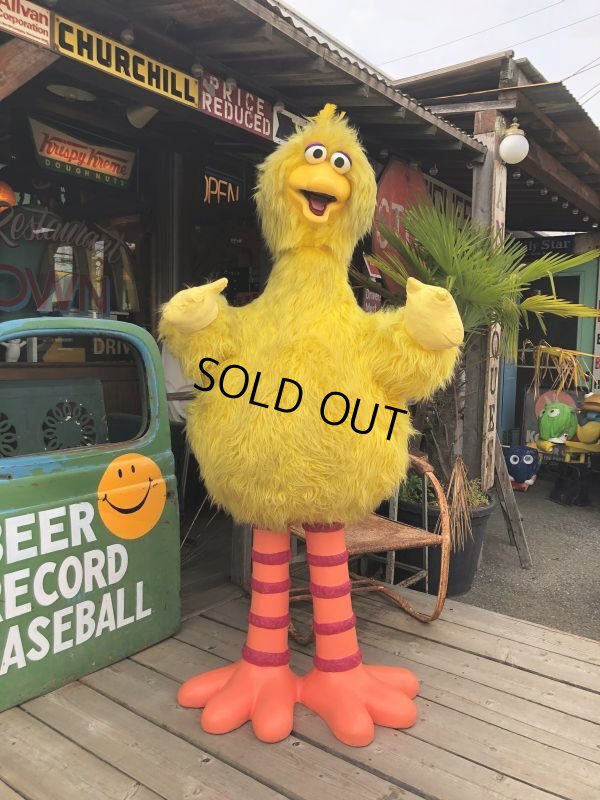 画像1: Vintage Sesame Street Big Bird Store Display Life size Statue RARE! Hard to Find!!! (B968)