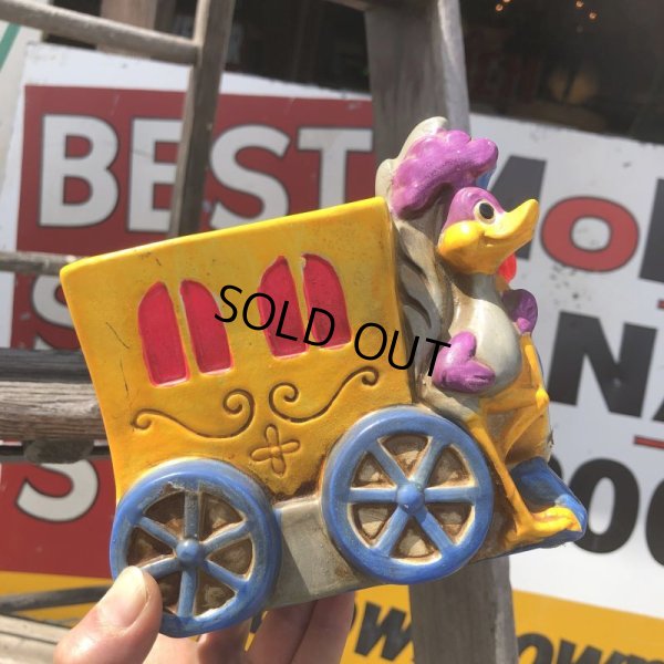 画像1: 70s Vintage Holiday Fair WB Roadrunner Music Box (B990)