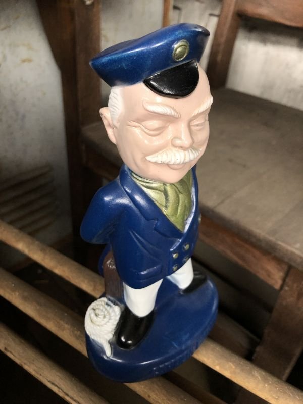 画像2: Vintage Captain Marine Coin Bank (B996)