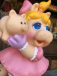 画像8: 80s Vintage Muppet Babies Miss Piggy Vinyl Bank Doll (C013)