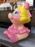 画像2: 80s Vintage Muppet Babies Miss Piggy Vinyl Doll (C012) (2)