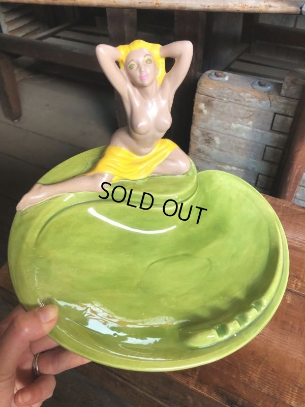画像12: Vintage Mid Century Nude Naked Woman Lady Pinup Ashtray (C053)