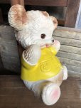 画像2:  60s Vintage Edward Mobley Arrow Sleep Eyes Rubber Squeak Bear Yellow (C072) (2)