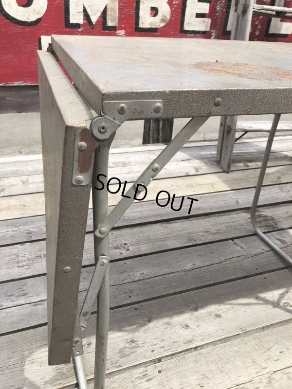 画像13: Vintage Metal Folding Table (C091)