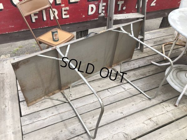 画像8: Vintage Metal Folding Table (C091)