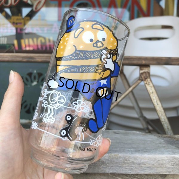 画像7: 70s Vintage Glass McDonaland Action Series Big Mac Police (C190)