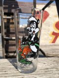 70s Vintage Pepsi Glass Daffy Duck & Pepe Le Pew (C203)