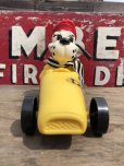 画像4: 70s Vintage 57 Racing Dog Plastic Coin Bank Yellow (C273)