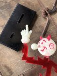 画像15: 40s Vintage REDDY KILOWATT Standing Business Card Holder Figure Red w/Black Stand (C276)