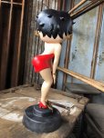 画像3: 2006 Limited Edition England Betty Boop Connoisseur Porcelain "THE RED PURSE" Statue 12 1/2  (C293)