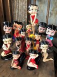 画像20: 2006 Limited Edition England Betty Boop Connoisseur Porcelain "THE RED PURSE" Statue 12 1/2  (C293)