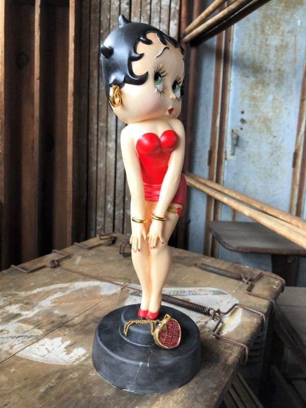 画像2: 2006 Limited Edition England Betty Boop Connoisseur Porcelain "THE RED PURSE" Statue 12 1/2  (C293)