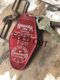 Vintage Motel Key RAMADA INN #128 (C321)
