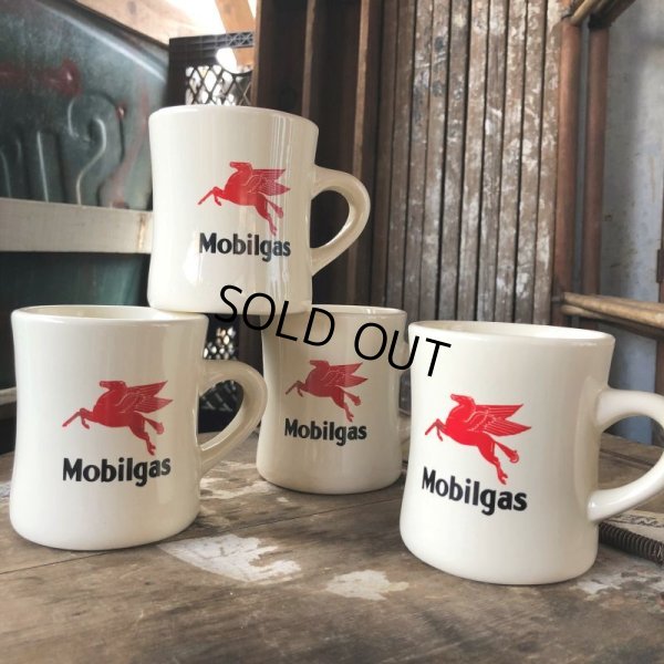画像1: Vintage Mobilgas Mobil Pegasus Flying Horse Advertising Coffee Mug Set (C356) 