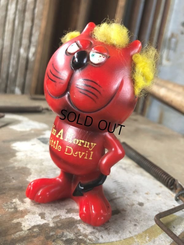 画像3: 70s Vintage Red Devil Cat Message Doll『I'm A Horny Little Devil』(C384)