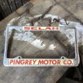 Vintage Automotive License Plate Frame / SELAH PINGREY MOTOR CO. (B402)