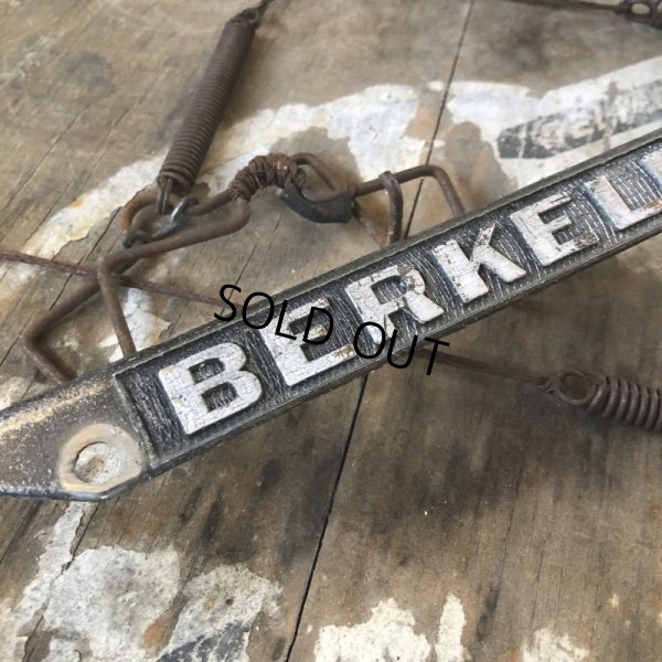 画像3: Vintage Automotive License Plate Frame / BERKELEY GIL. ASHCOM (B401)
