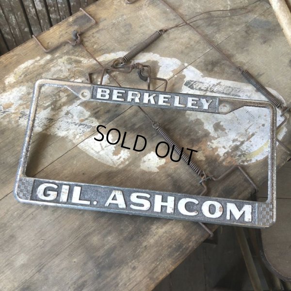 画像1: Vintage Automotive License Plate Frame / BERKELEY GIL. ASHCOM (B401)