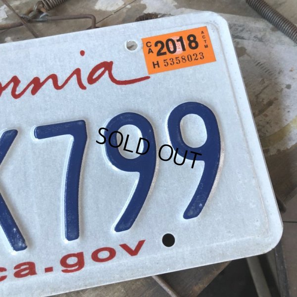 画像2: Vintage American License Number Plate / California 8EFK799 (B388)