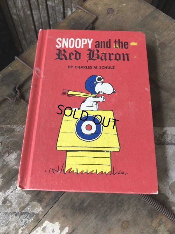 画像1: Vintage Book SNOOPY and the Red Baron (B419)