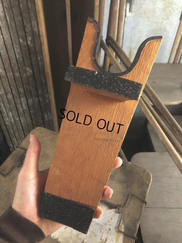 画像17: Vintage LEE RIDERS Advertising Wood Boot Jack Bucking Horse (B455)