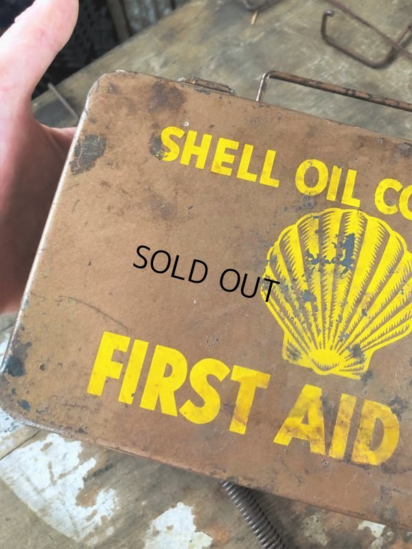 画像18: Vintage Shell Oil Company First Aid Kit Hard to Find! (B482)