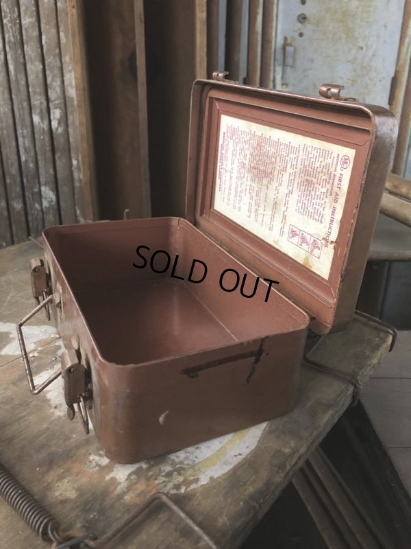 画像10: Vintage Shell Oil Company First Aid Kit Hard to Find! (B482)