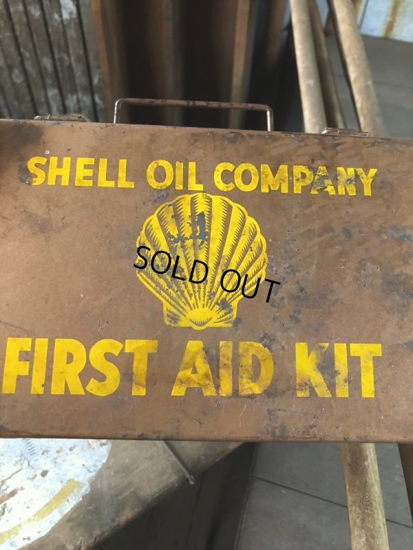 画像20: Vintage Shell Oil Company First Aid Kit Hard to Find! (B482)