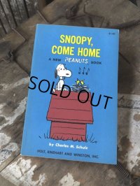 Vintage Book SNOOPY , COME HOME (B549)