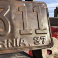 画像3: 30s Vintage American License Number Plate / 1937 CALIFORNIA 8M 6311 (B640) (3)