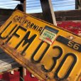 画像4: 50s Vintage American License Number Plate / 56 CALIFORNIA UFM 030 (B634) (4)