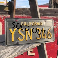 Vintage American License Number Plate / CALIFORNIA YSN 346 (B635)
