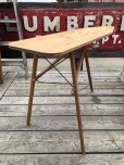 画像2: Vintage Wooden Ironing Board Table (B646) (2)
