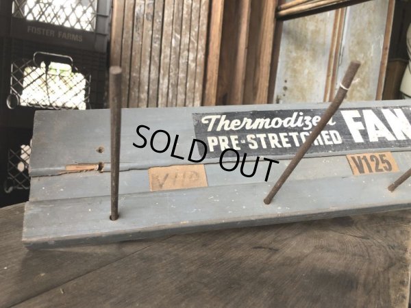 画像17: Vintage Advertising Thermoid Fan Belt Wooden Store Display Rack (B651)