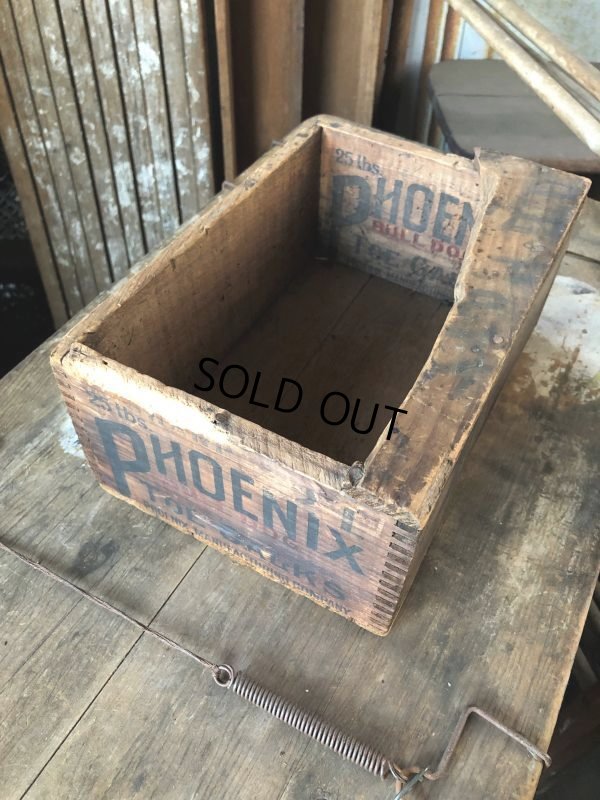 画像13: Antique Phoenix Bull Gog Toe Calks Wooden Box (B667)