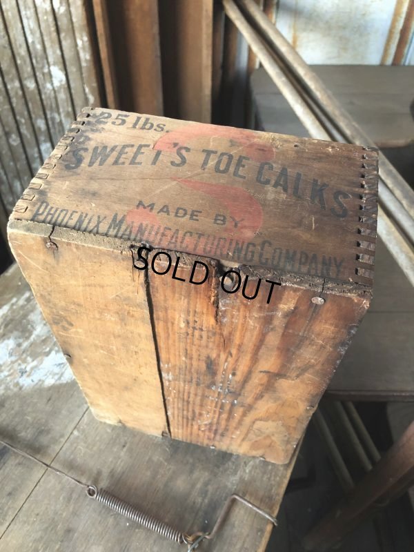 画像9: Antique Sweet's Toe Calks Toe Calks Wooden Box (B668)