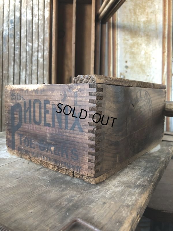 画像15: Antique Phoenix Bull Gog Toe Calks Wooden Box (B667)