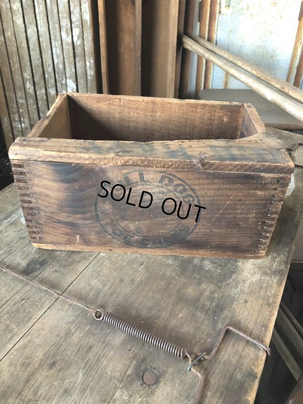 画像4: Antique Phoenix Bull Gog Toe Calks Wooden Box (B667)