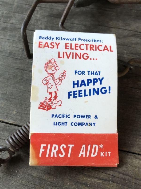 画像1: Vintage Reddy Kilowatt First Aid Kit (B672)