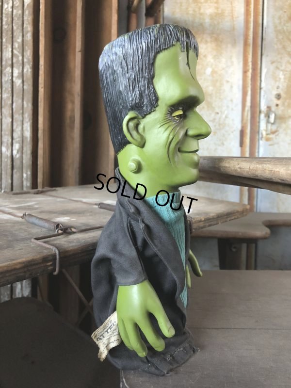 画像4: 60s Vintage Mattel The Munsters TV Show Herman Tanking Hand Puppet Doll (B686)