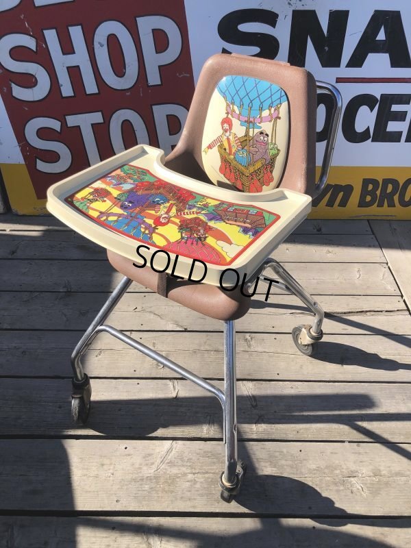 画像1: Vintage McDonald's Kids High Chair (B696) 