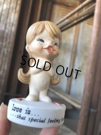 70s Vintage Kim Casali LOVE IS FOR SHARING Ceramic Figurine (B772)