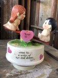 画像16: 70s Vintage Kim Casali LOVE IS FOR SHARING Ceramic Music box (B774)