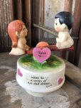 画像1: 70s Vintage Kim Casali LOVE IS FOR SHARING Ceramic Music box (B774) (1)