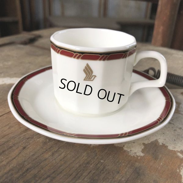 画像1: Vintage Singapore Airlines Cup & Saucer (B800)