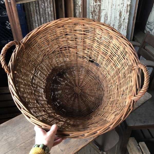 画像2: Vintage U.S.A. Laundry Basket (B819)