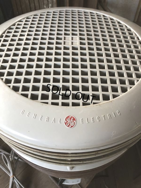 画像2: Vintage General Electric GE Ottoman Stool Floor Circular Fan (B827)