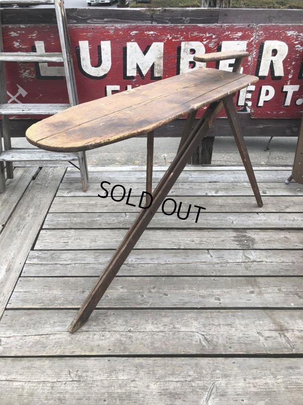 画像1: Vintage American Primitive Wooden Ironing Board Table (B837)