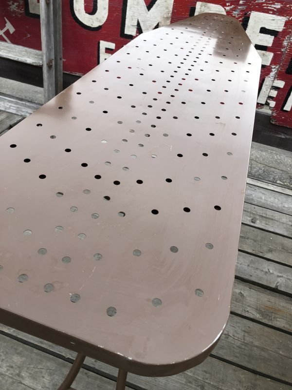 画像10: Vintage Metal Ironing Board Table (B839)